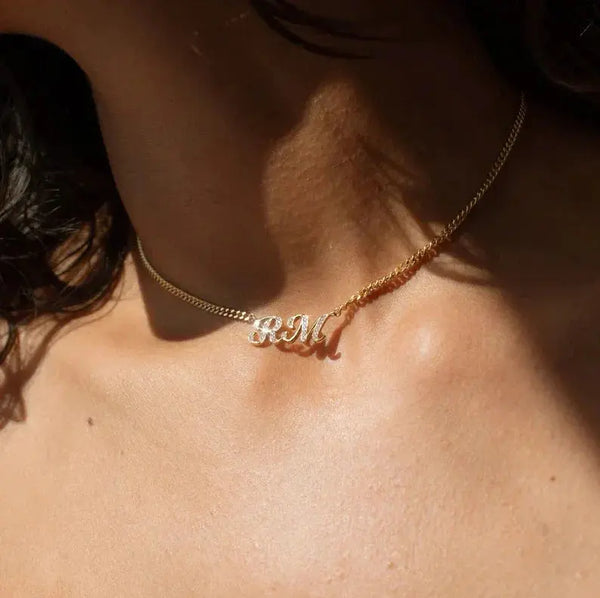 The influence of wearing a damaged fortune crystal