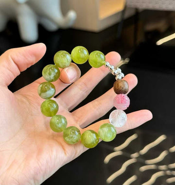 A fortune crystal for long-term insomniacs to improve sleep - Aruary Studio ｜ Artisanal Jewelry