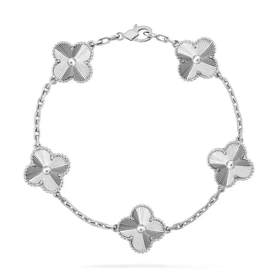 A-lucky-crystal-for-students-to-improve-their-academic-performance Aruary Studio ｜ Artisanal Jewelry