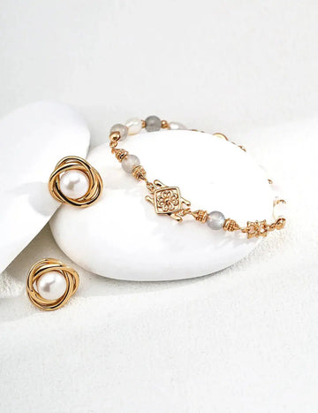 The method of promoting spiritual growth through crystal transshipment - Aruary Studio ｜ Artisanal Jewelry