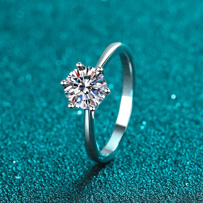 Platinum-Plated Sterling Silver Moissanite Ring - D Color, VVS1 Clarity for Timeless Elegance Aruary Studio ｜ Artisanal Jewelry