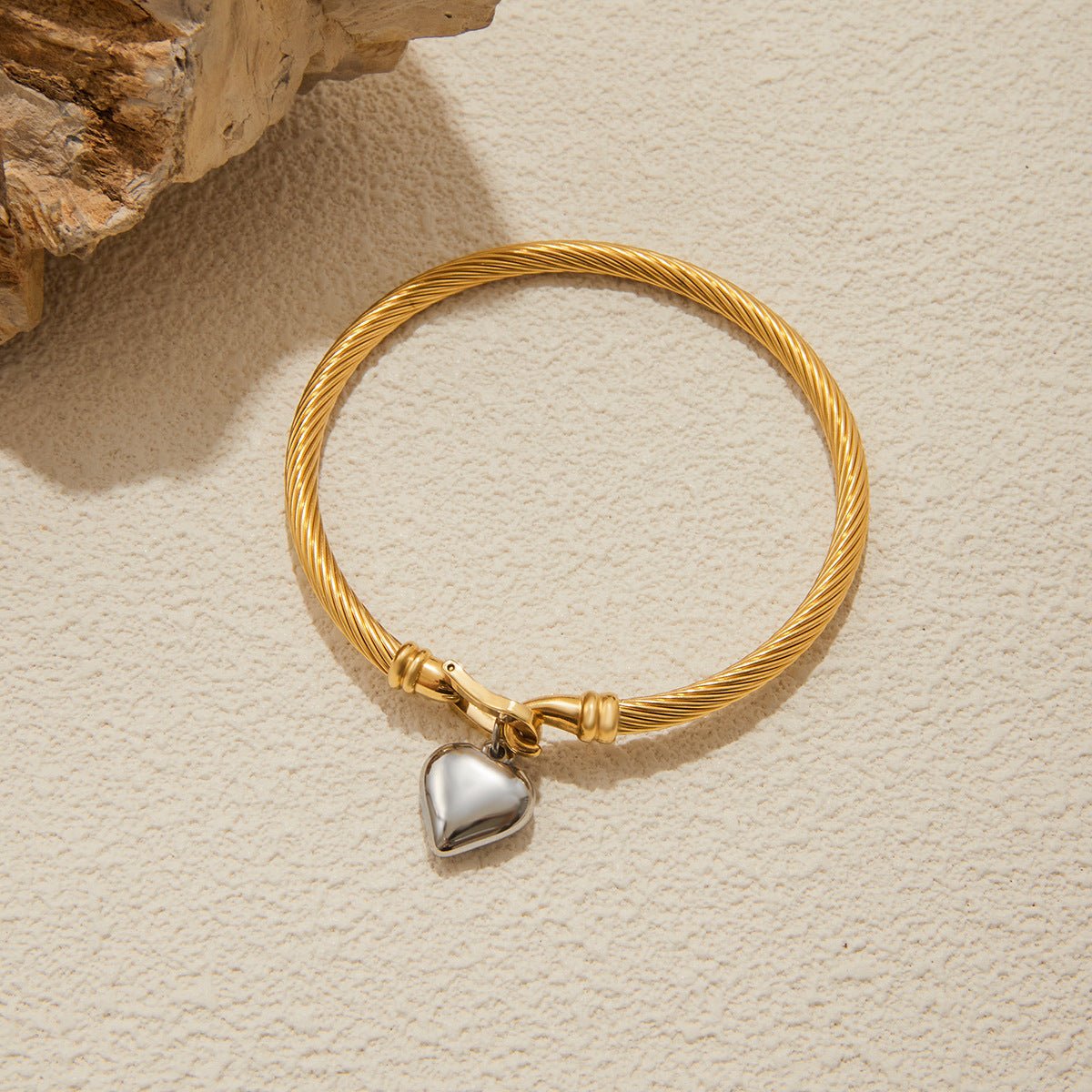 18K Gold - Plated Heart Bracelet | Surgical Steel Unisex Cuff | Hypoallergenic Everyday Luxury - Aruary Studio ｜ Artisanal Jewelry