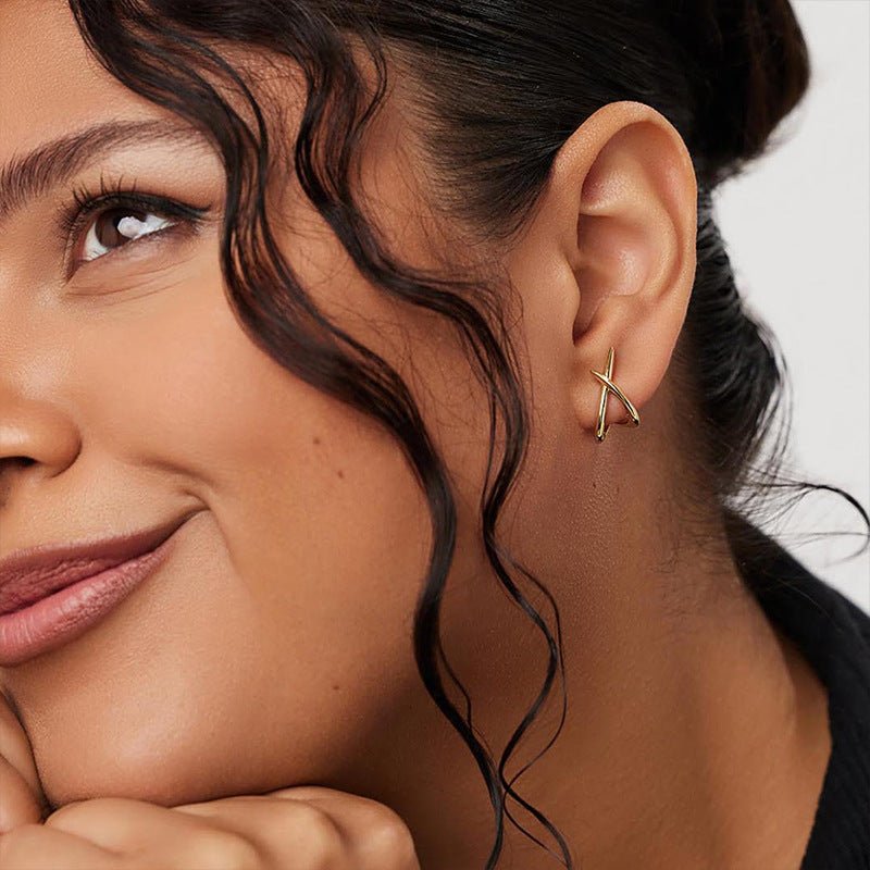 18K Gold Plated Intertwined Heart Stud Earrings - Titanium Steel Hypoallergenic Romantic Gift for Her - Aruary Studio ｜ Artisanal Jewelry