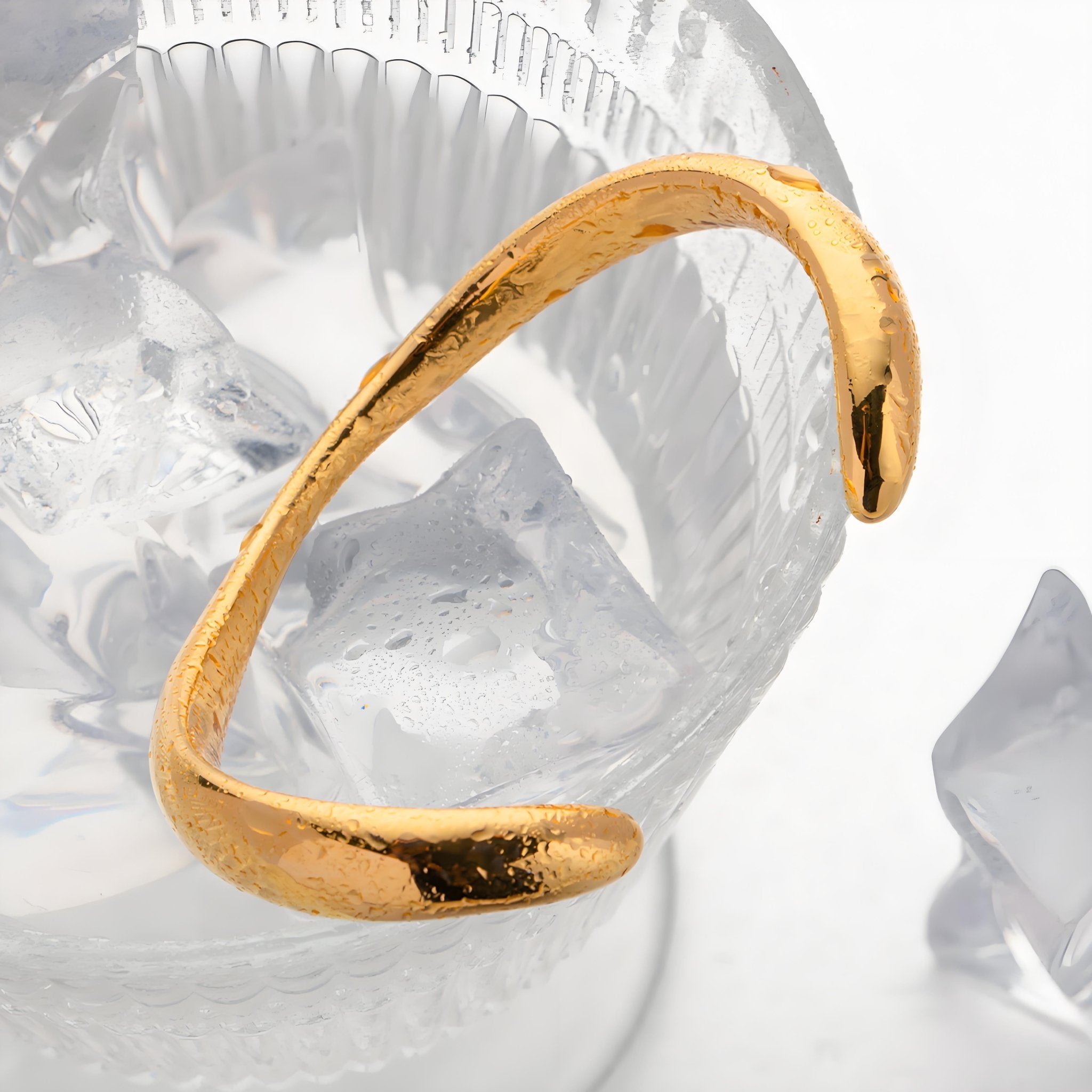 18K Gold Plated Wave Open Cuff Bracelet - Stainless Steel Adjustable Bangle, Trendy Ins Fashion Jewelry - Aruary Studio ｜ Artisanal Jewelry