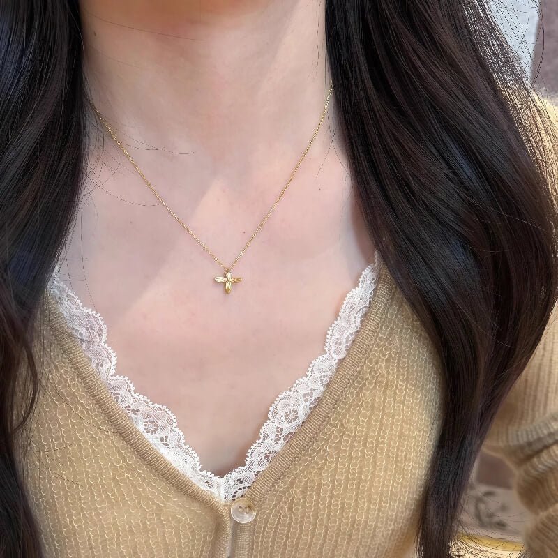 925 Sterling Silver Dainty Bee Pendant Necklace | 18K Gold Plated Honeybee Charm | Adjustable 40+5cm Layering Chain for Women - Aruary Studio ｜ Artisanal Jewelry