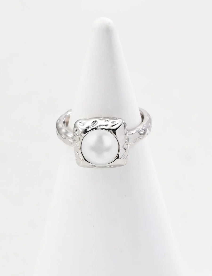 Aruary Studio ｜ Artisanal Jewelry Adjustable Freshwater Pearl Ring - 18K Gold Plated Sterling Silver, Open Minimalist Ring Silvery