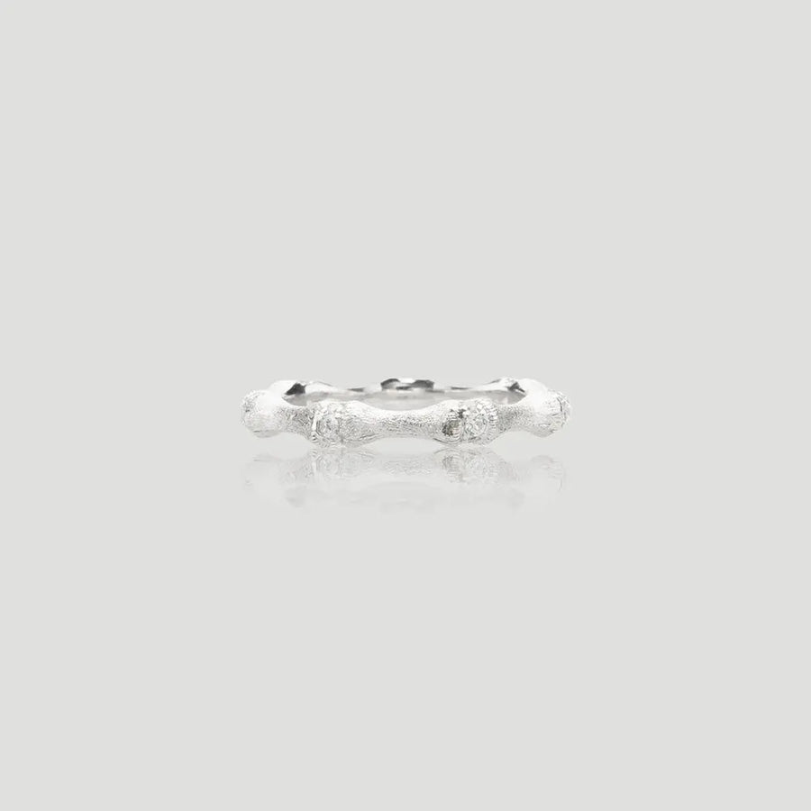 Yuqing Realm ｜ Unleash the charming goddess within you Bamboo-Inspired Diamond-Accent Ring | 14K Gold/Rhodium Plated 925 Silver | 5A CZ Nature Sculpture | Fixed Size Heirloom Silvery