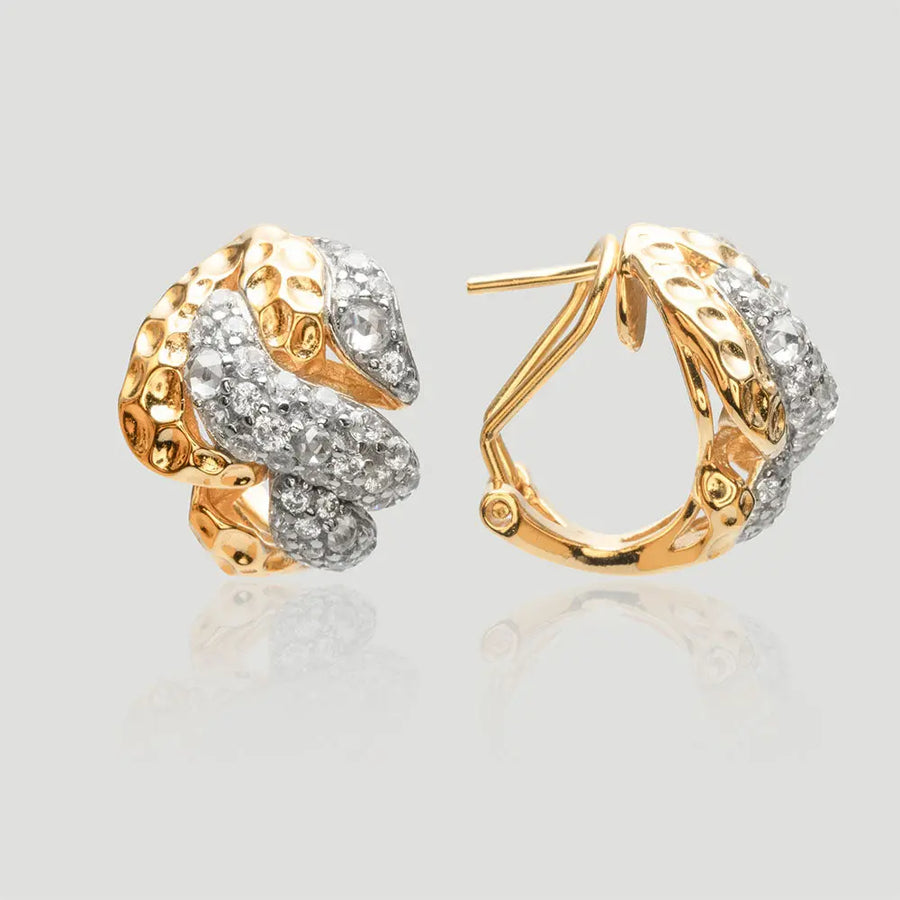 Yuqing Realm ｜ Unleash the charming goddess within you Exquisite Golden Twist Diamond Earrings