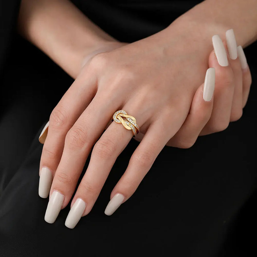 Aruary Studio ｜ Artisanal Jewelry Fédération Fred Chance Infinie Geometric V-Gold Diamond-Accent Stackable Ring - Limited Sizes