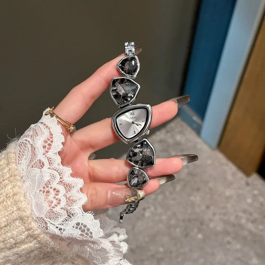 Aruary Studio ｜ Artisanal Jewelry GEDI Crystal Bracelet Watch: 26mm 925 Silver Gold-Plated, High-Carbon Diamonds, Quartz Movement - Luxury Fashion Accessory