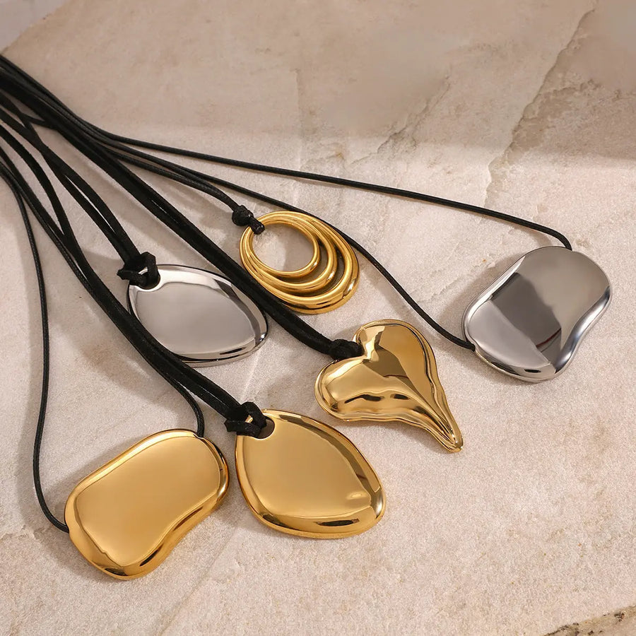 Aruary Studio ｜ Artisanal Jewelry Geometric Asymmetric Titanium Steel Choker Necklace - Modern Minimalist Statement Jewelry