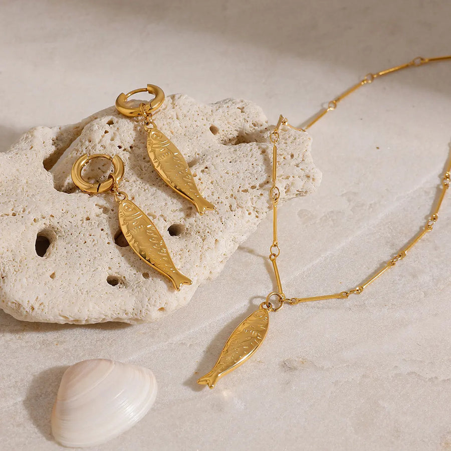 Yuqing Realm ｜ Accessories Boutique Golden Fish Jewelry Set: Elegant Hoop Earrings & Dainty Necklace - Lightweight Alloy