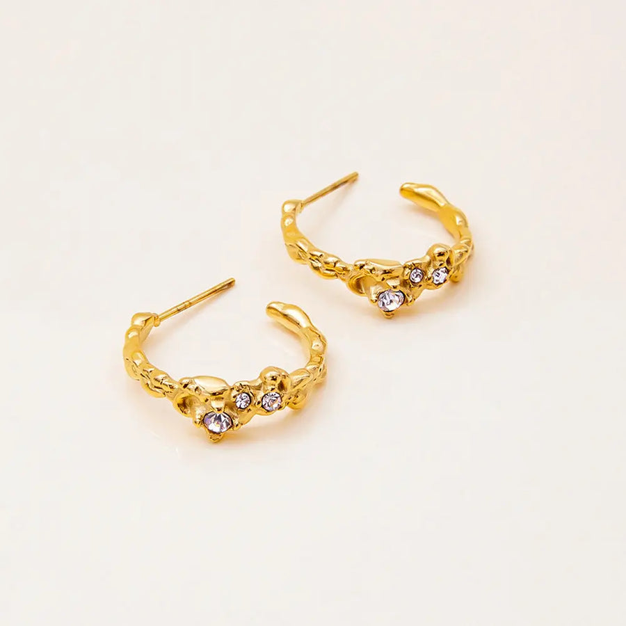 Aruary Studio ｜ Artisanal Jewelry Hammered C-Hoop Earrings with White Diamonds - Luxury Stainless Steel Earrings