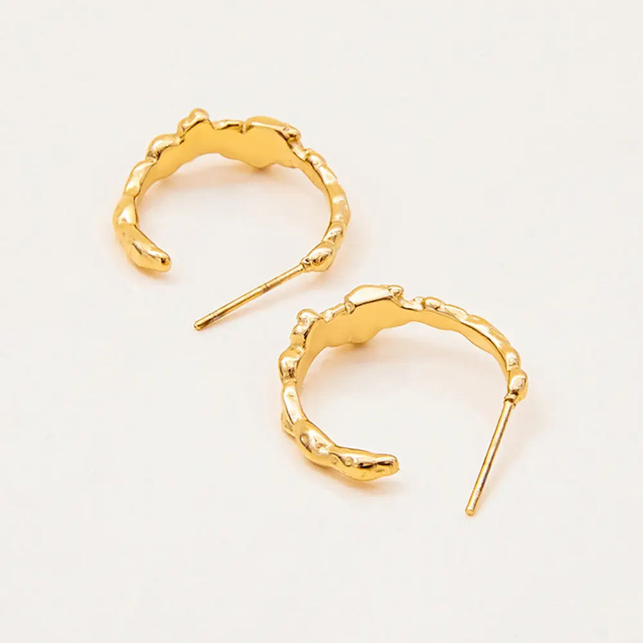 Aruary Studio ｜ Artisanal Jewelry Hammered C-Hoop Earrings with White Diamonds - Luxury Stainless Steel Earrings