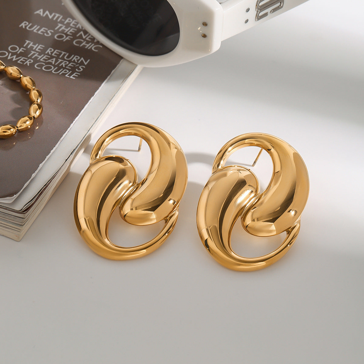 Yuqing Realm ｜ Accessories Boutique Golden Intertwined Statement Earrings