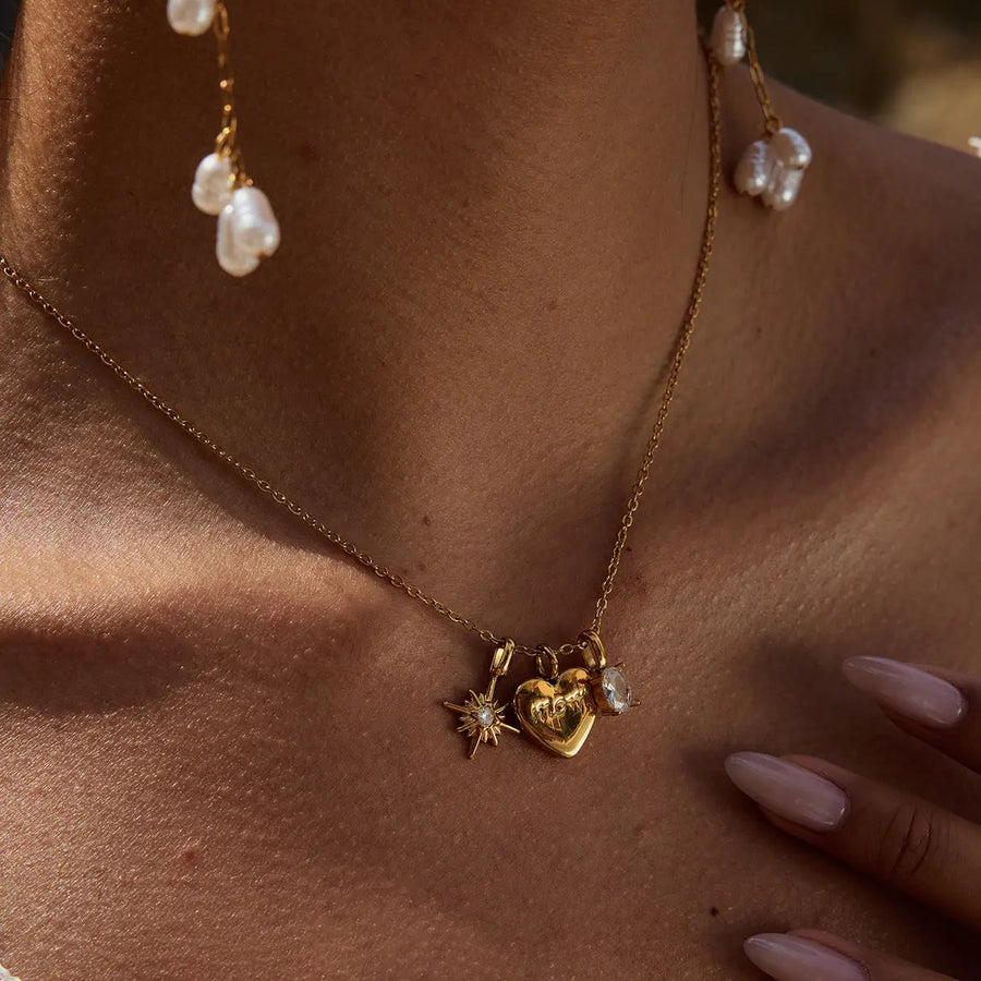 Aruary Studio ｜ Artisanal Jewelry Heartfelt Mom Necklace - Gold Love Pendant with Sparkling Accents - Mother's Day Gift
