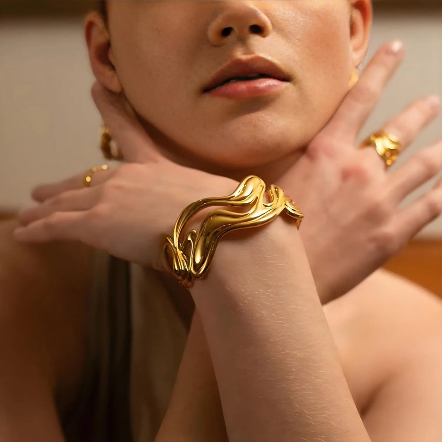 Aruary Studio ｜ Artisanal Jewelry Luxury 18K Gold Plated Stainless Steel Exaggerated Open Bangle Bracelet - Waterproof, Hypoallergenic, Non-Tarnish