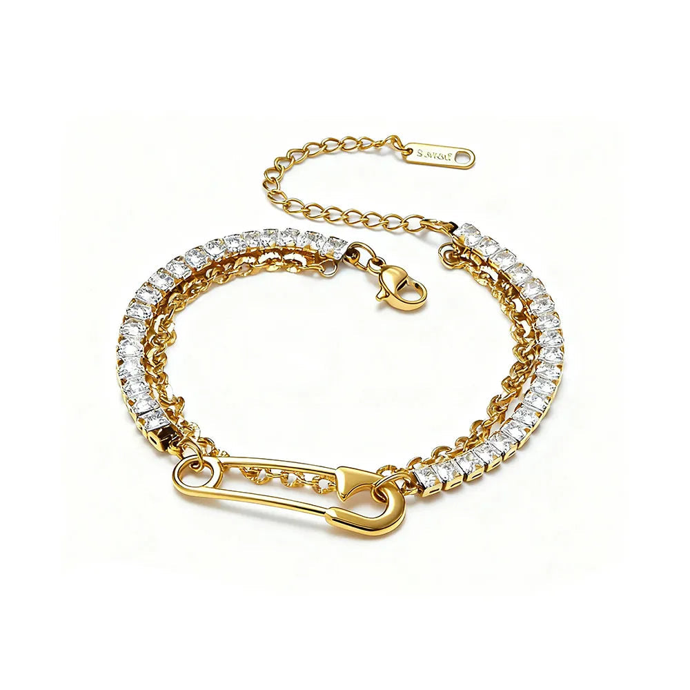 Where raw industrial edge meets gilded sophistication. This deconstructed "paperclip" chain—studded with fiery zircons—redefines modern luxury for the rule-breakers. Aruary Studio ｜ Artisanal Jewelry