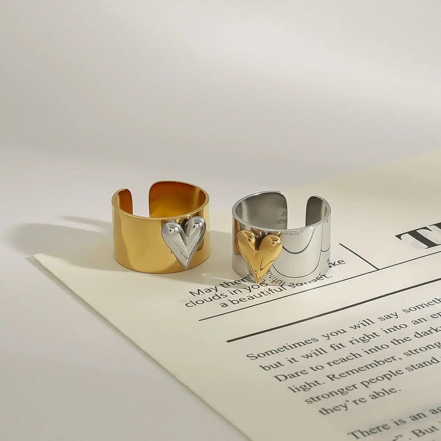Yuqing Realm ｜ Accessories Boutique Minimalist Heart Signet Ring - 18K Gold Plated Titanium, 1.78cm Adjustable Love Knot