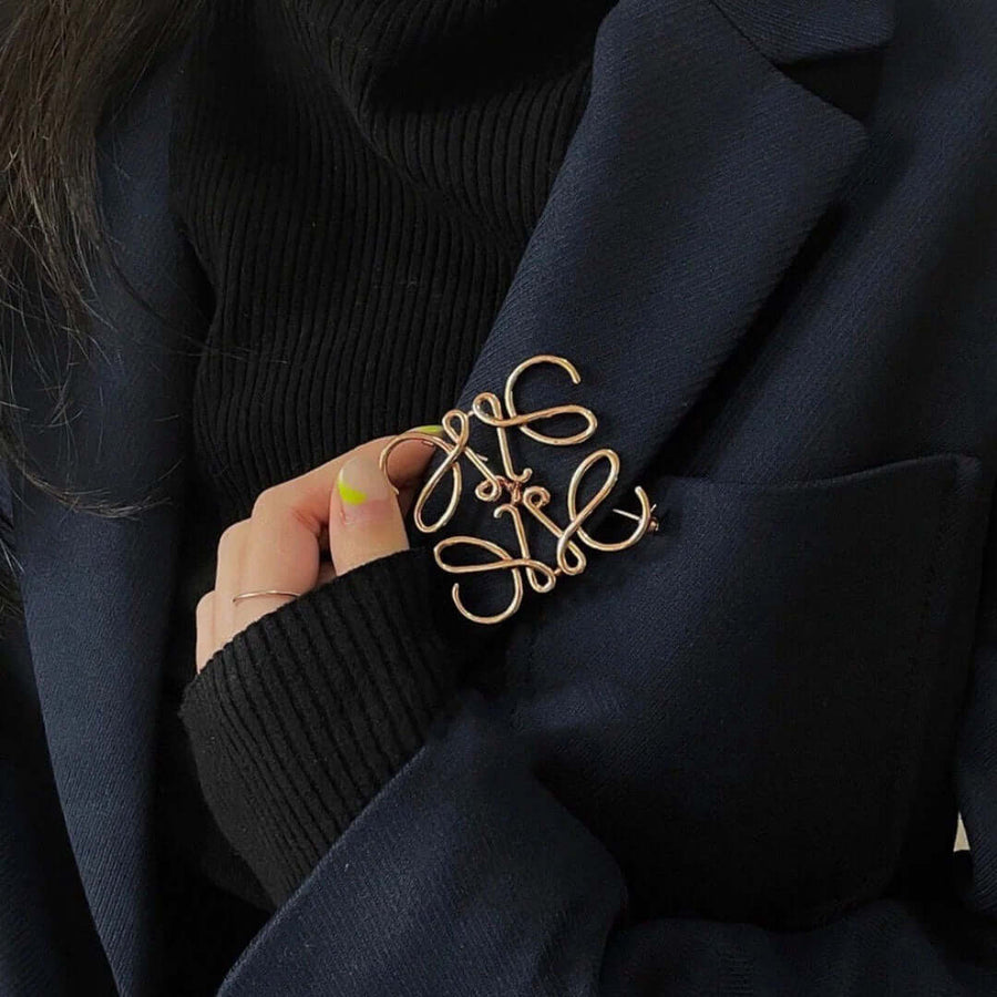Aruary Studio ｜ Artisanal Jewelry Vintage Inspired Gold Twisted Filigree Brooch - Elegant Floral Openwork Pin for Jackets, Scarves & Bags