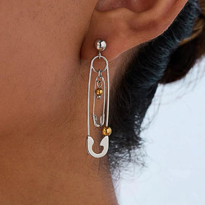 Titanium Steel Paperclip Earrings - Hypoallergenic Silver Lightweight Studs | Modern Minimalist Jewelry Aruary Studio ｜ Artisanal Jewelry
