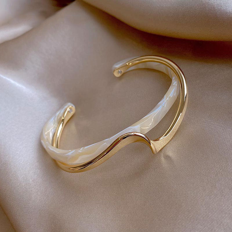 Aruary Studio ｜ Artisanal Jewelry Elegant 18K Gold Plated Geometric Open Bangle ― Modern Minimalist Bracelet for Effortless Layering golden white