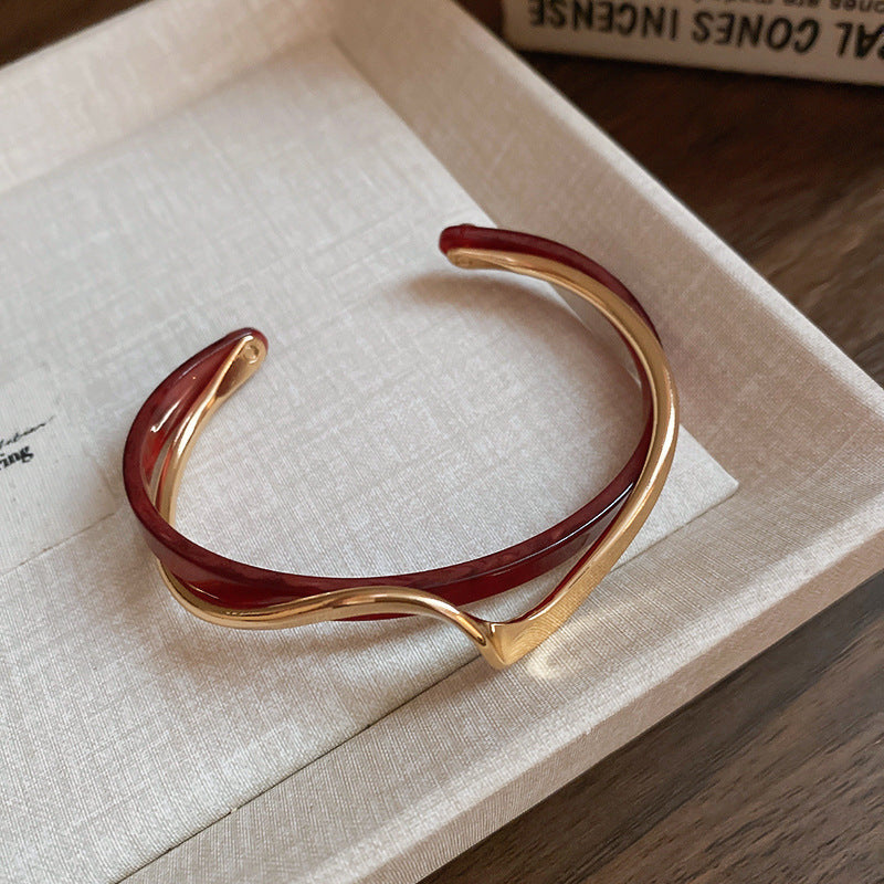Aruary Studio ｜ Artisanal Jewelry Elegant 18K Gold Plated Geometric Open Bangle ― Modern Minimalist Bracelet for Effortless Layering golden brown