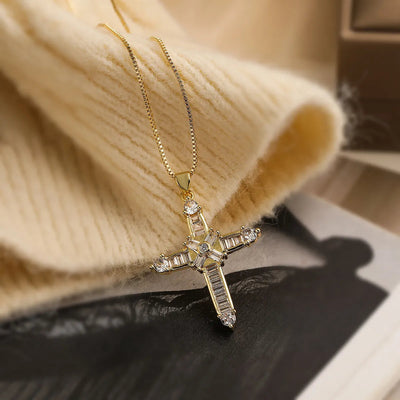 Minimalist 18K Gold Cross Pendant Necklace - Cubic Zirconia Titanium Steel Chain Aruary Studio ｜ Artisanal Jewelry