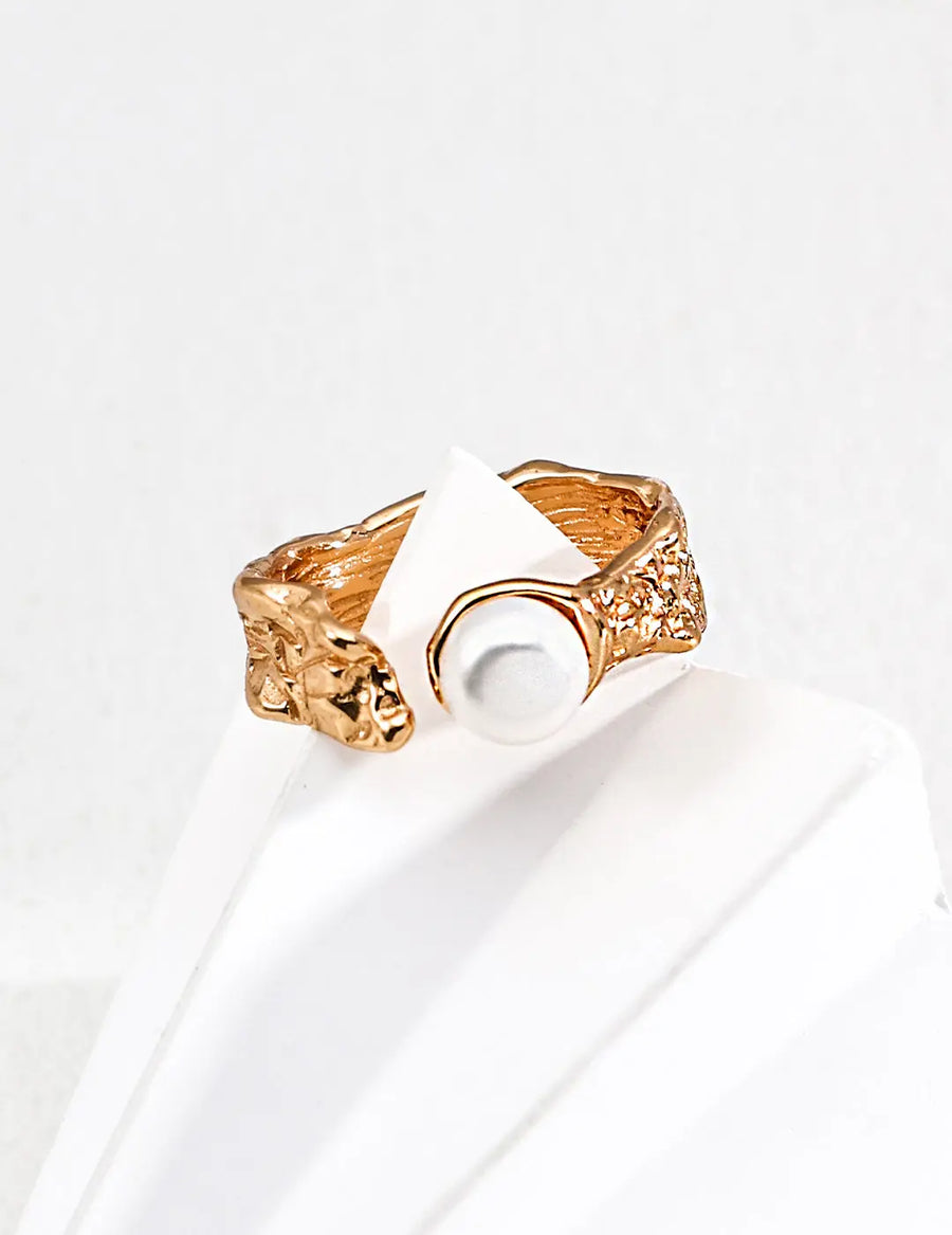 Aruary Studio ｜ Artisanal Jewelry Oceanic Pearl Hammered Ring - S925 Solid Silver 18K Gold Plated, Asymmetric Wave Ring with Natural Pearl