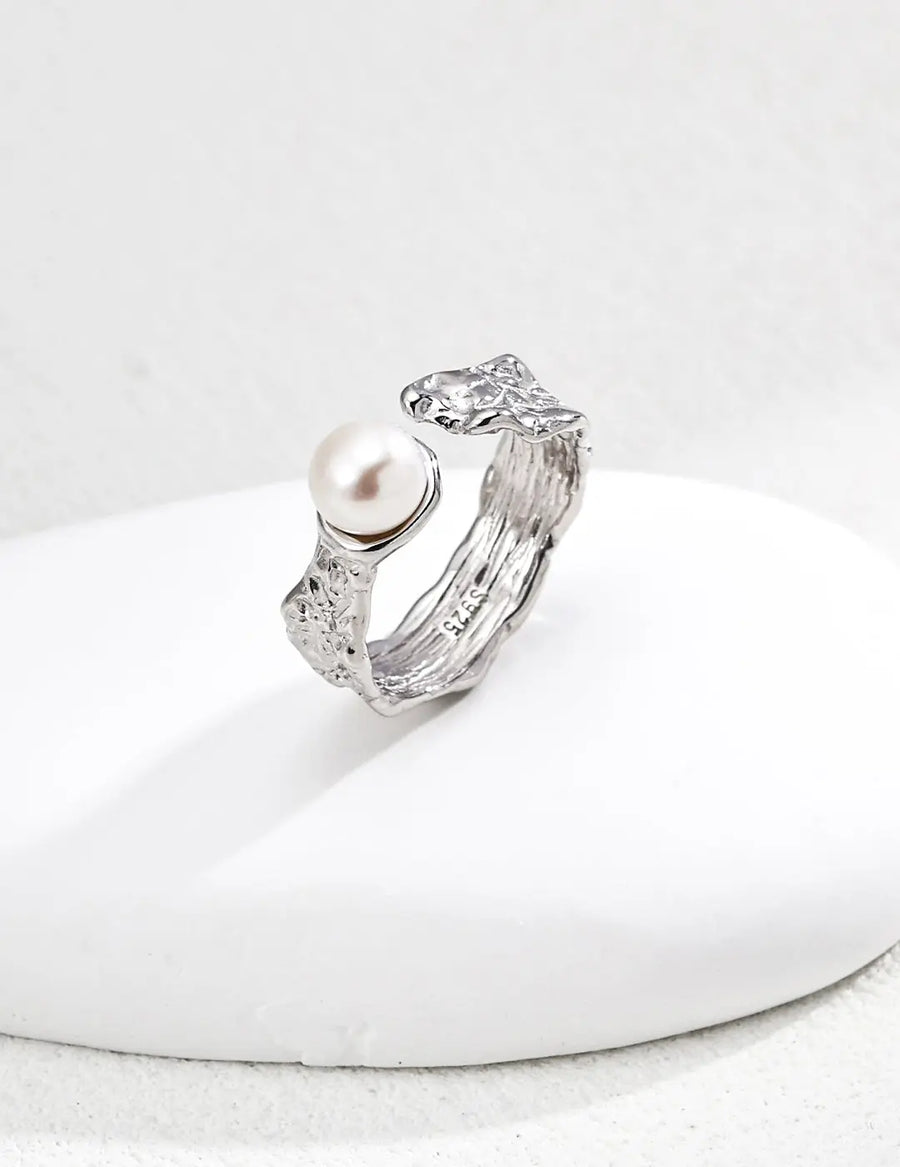 Aruary Studio ｜ Artisanal Jewelry Oceanic Pearl Hammered Ring - S925 Solid Silver 18K Gold Plated, Asymmetric Wave Ring with Natural Pearl