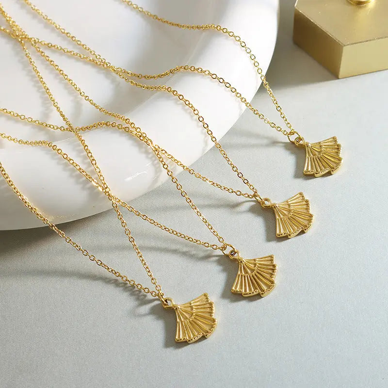 Aruary Studio ｜ Artisanal Jewelry Minimalist Gold Fan Pendant Necklace | 18K Gold Plated Layering Necklace | Dainty Everyday Jewelry for Women