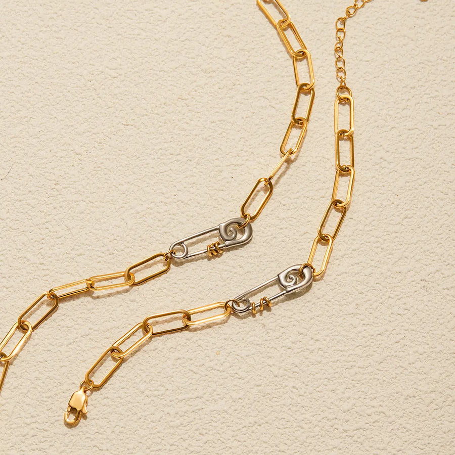Aruary Studio ｜ Artisanal Jewelry Paperclip Necklace & Bracelet Set in 18K Gold - Designer Titanium Steel Office Jewelry | Hypoallergenic Stackable Set