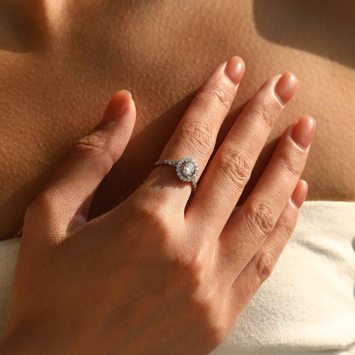 "Royal Aura" 1.2ct Moissanite Oval Halo Ring