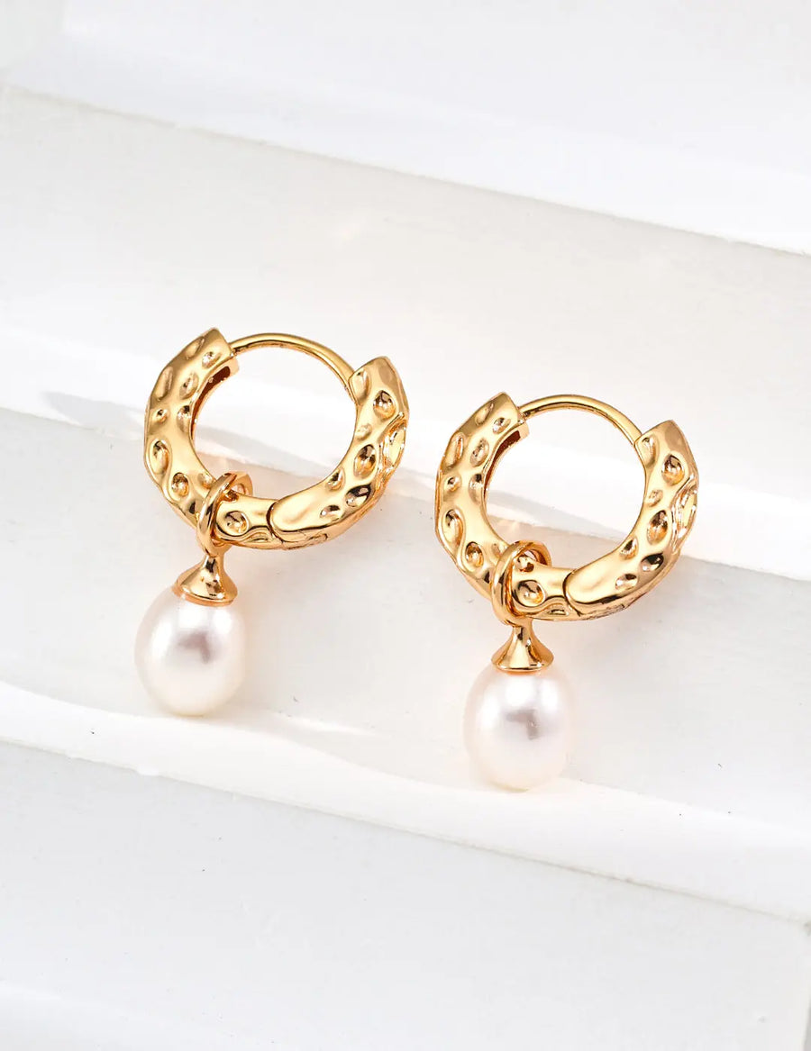 Aruary Studio ｜ Artisanal Jewelry Textured Pearl Hoop Earrings - Minimalist Designer Gold or Silver Golden