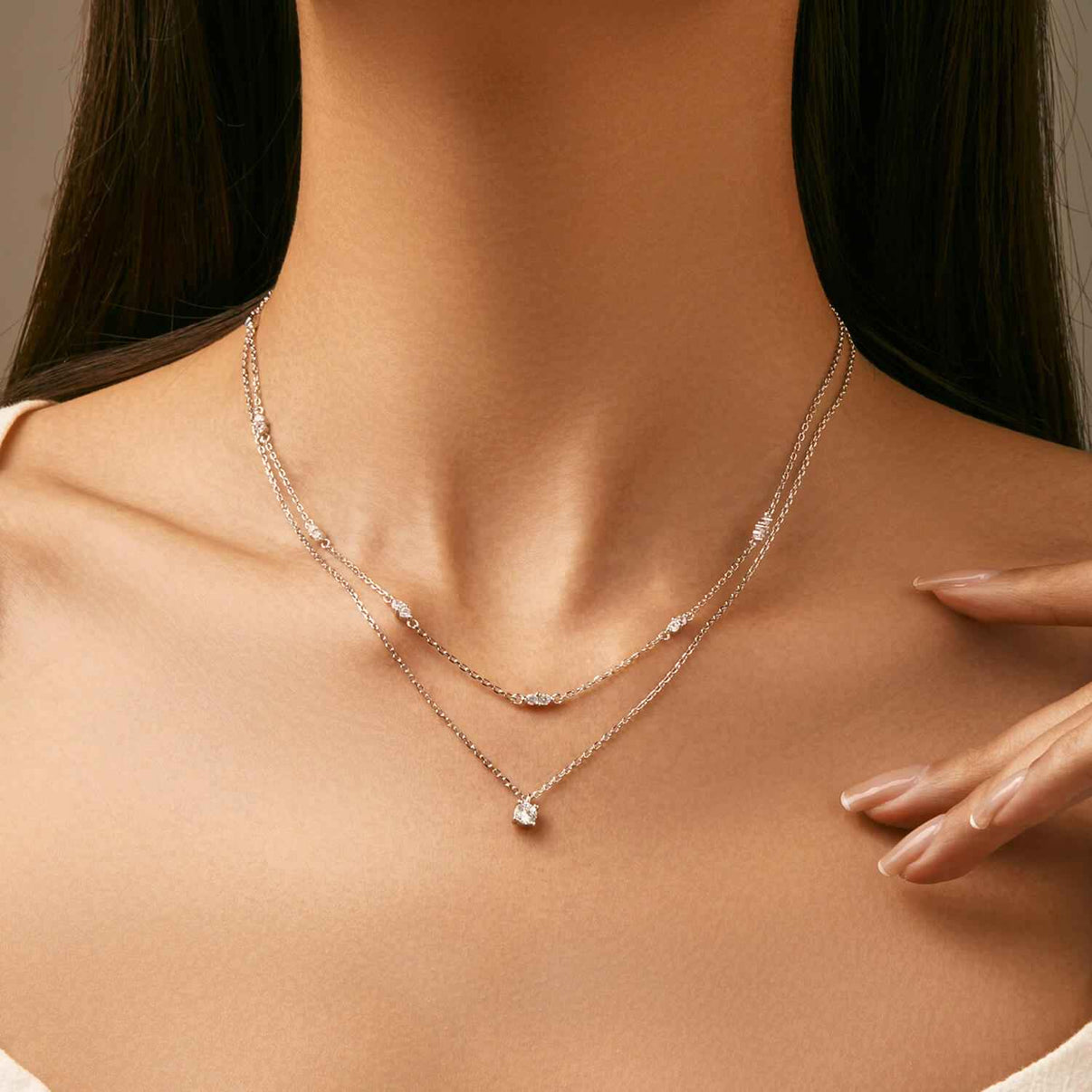 pre layered 2 in 1 station necklace in platinum plated s925 silver with 0.30ct 4mm round brilliant cut moissanite solitaire