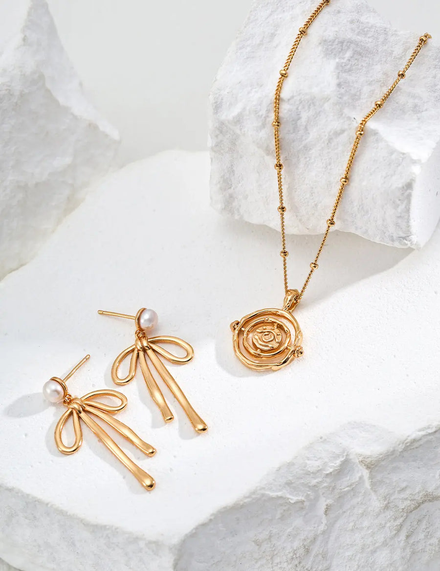 Aruary Studio ｜ Artisanal Jewelry Vintage 18K Gold Plated Sterling Silver Necklace – Original Collarbone Chain, Light Luxury Women’s Jewelry