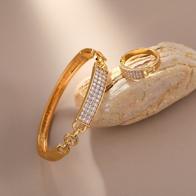 Adjustable Gold Plated CZ Chain Link Ring - Titanium Steel Cubic Zirconia Stackable Statement Ring for Everyday Sparkle - Aruary Studio ｜ Artisanal Jewelry