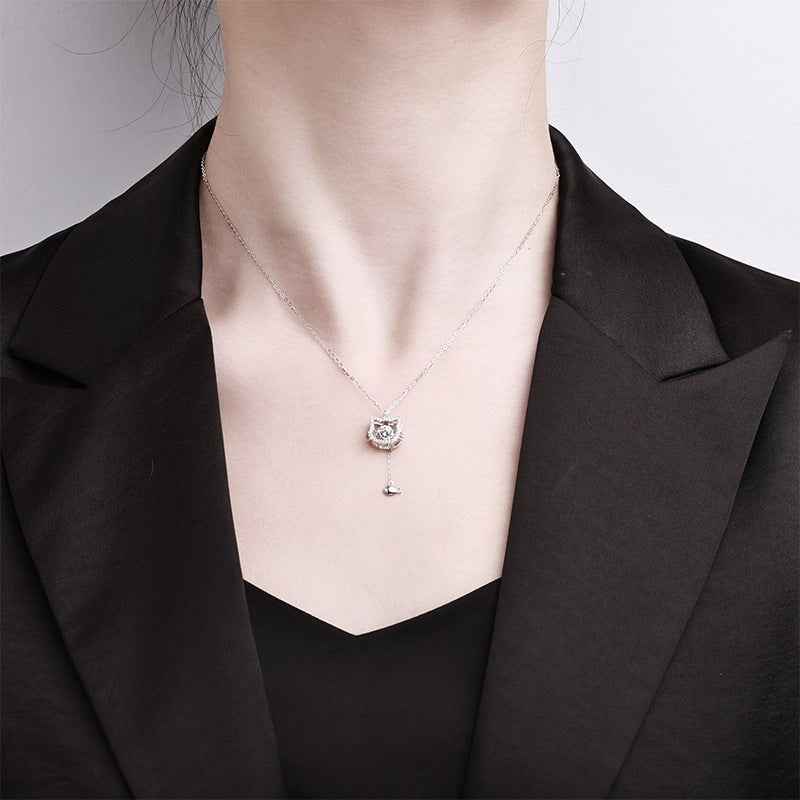 "The Lucky Catch" Moissanite Necklace