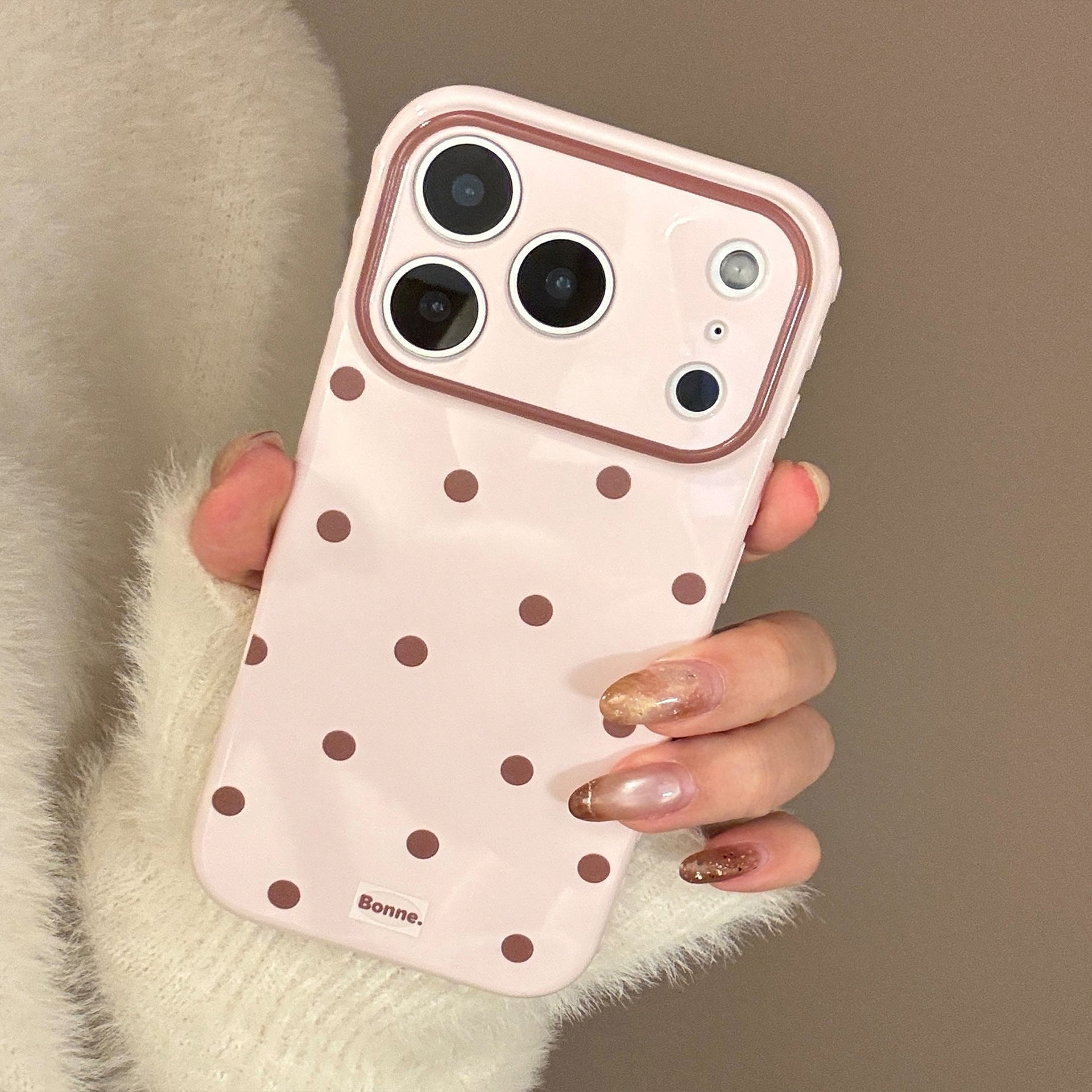 Contrast Polka Dot TPU Phone Case | 3D Buttons & Precise Cutouts - Aruary Studio ｜ Artisanal Jewelry