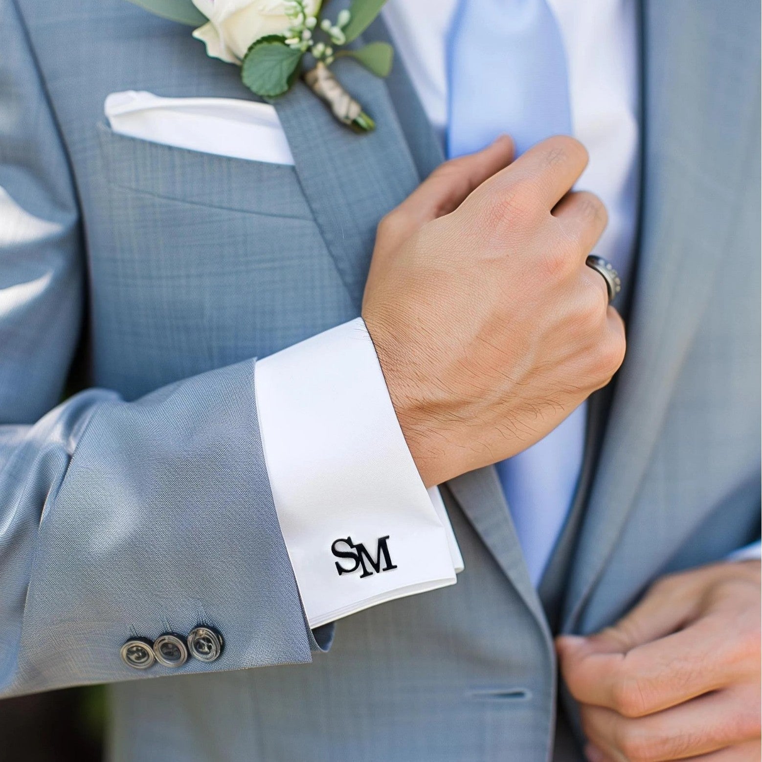 Custom Monogram Cufflinks | 18K Gold - Plated Titanium Steel - Aruary Studio ｜ Artisanal Jewelry