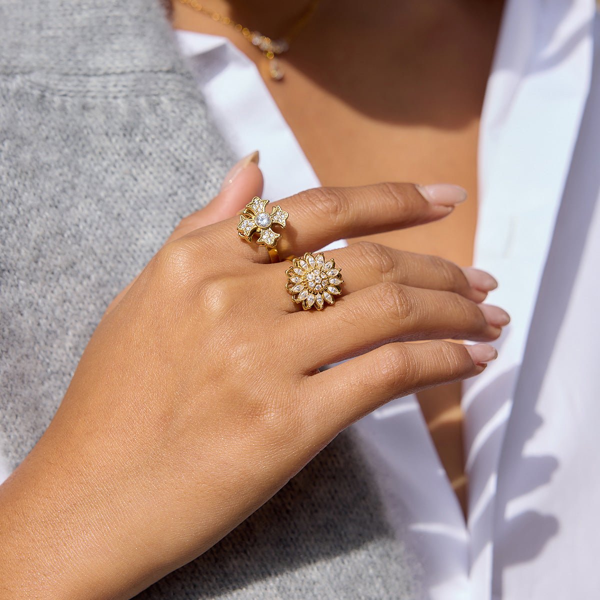 Double - Layer Spinning Anxiety Relief Ring | Titanium Steel Gold - Plated + Zircon - Aruary Studio ｜ Artisanal Jewelry