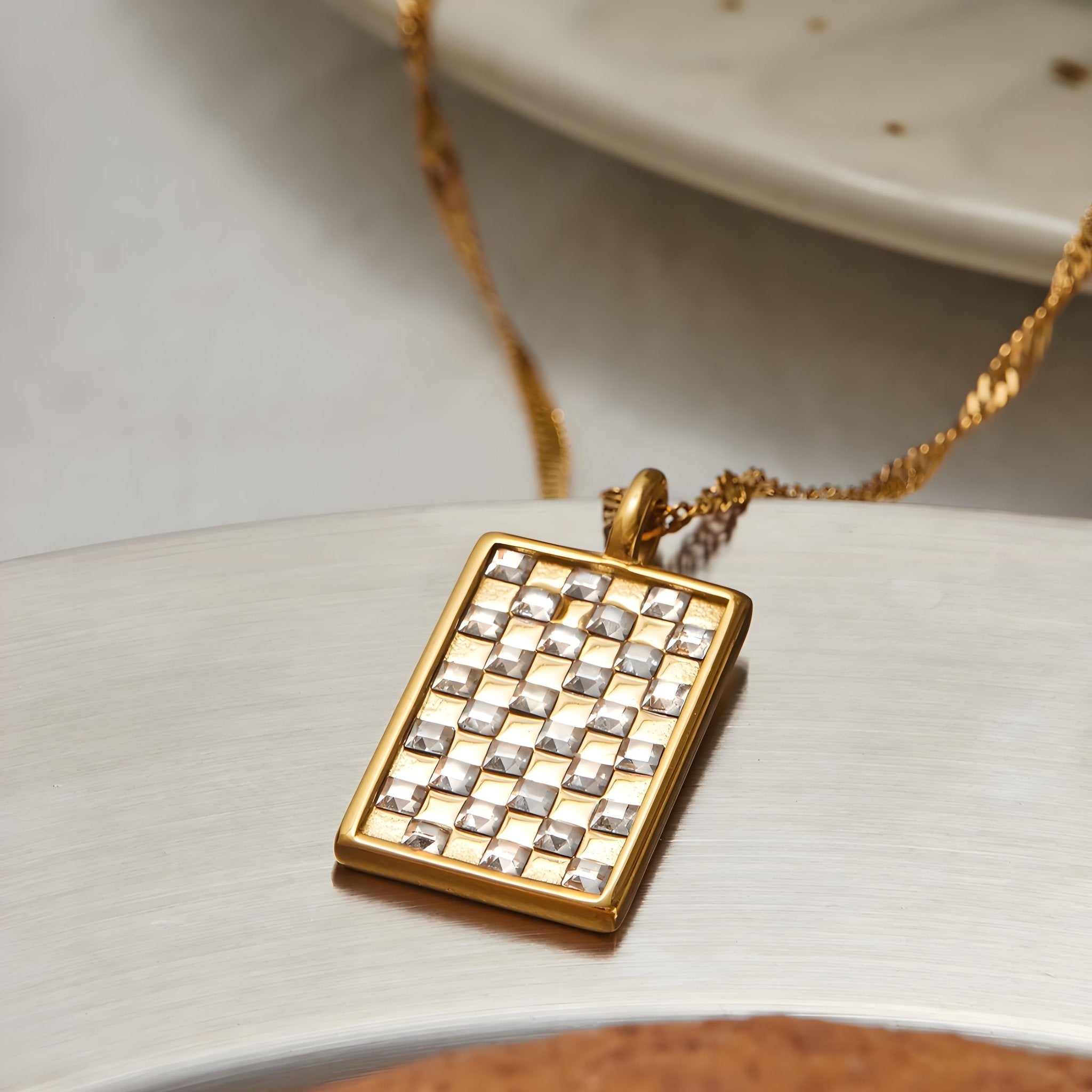 Elegant K Yellow Titanium Steel Necklace - Hypoallergenic & Tarnish - Proof Fashion Jewelry for Women - Aruary Studio ｜ Artisanal Jewelry