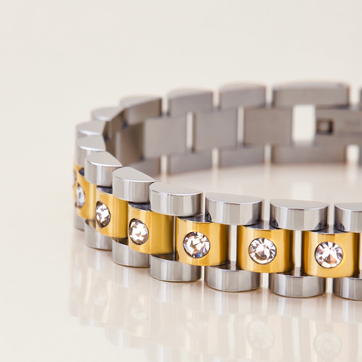 Elegant Titanium Steel White Diamond Chain Bracelet: Hypoallergenic Ring - Link Luxury for Women - Aruary Studio ｜ Artisanal Jewelry