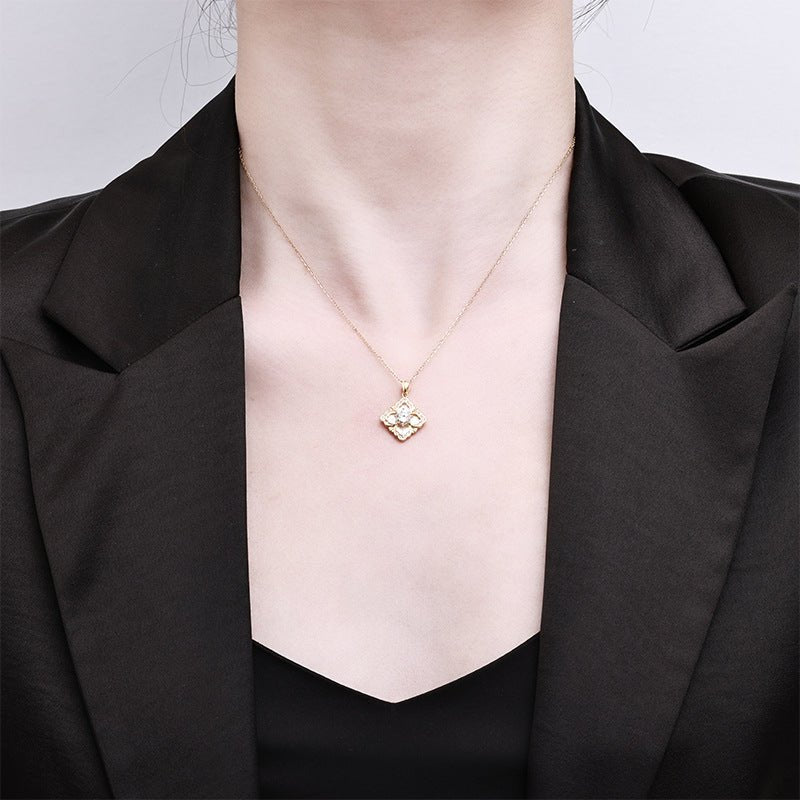 French Mother - of - Pearl Four - Leaf Clover Necklace | 925 Sterling Silver + 0.3ct Moissanite - Symbol of Luck & Timeless Elegance - Aruary Studio ｜ Artisanal Jewelry