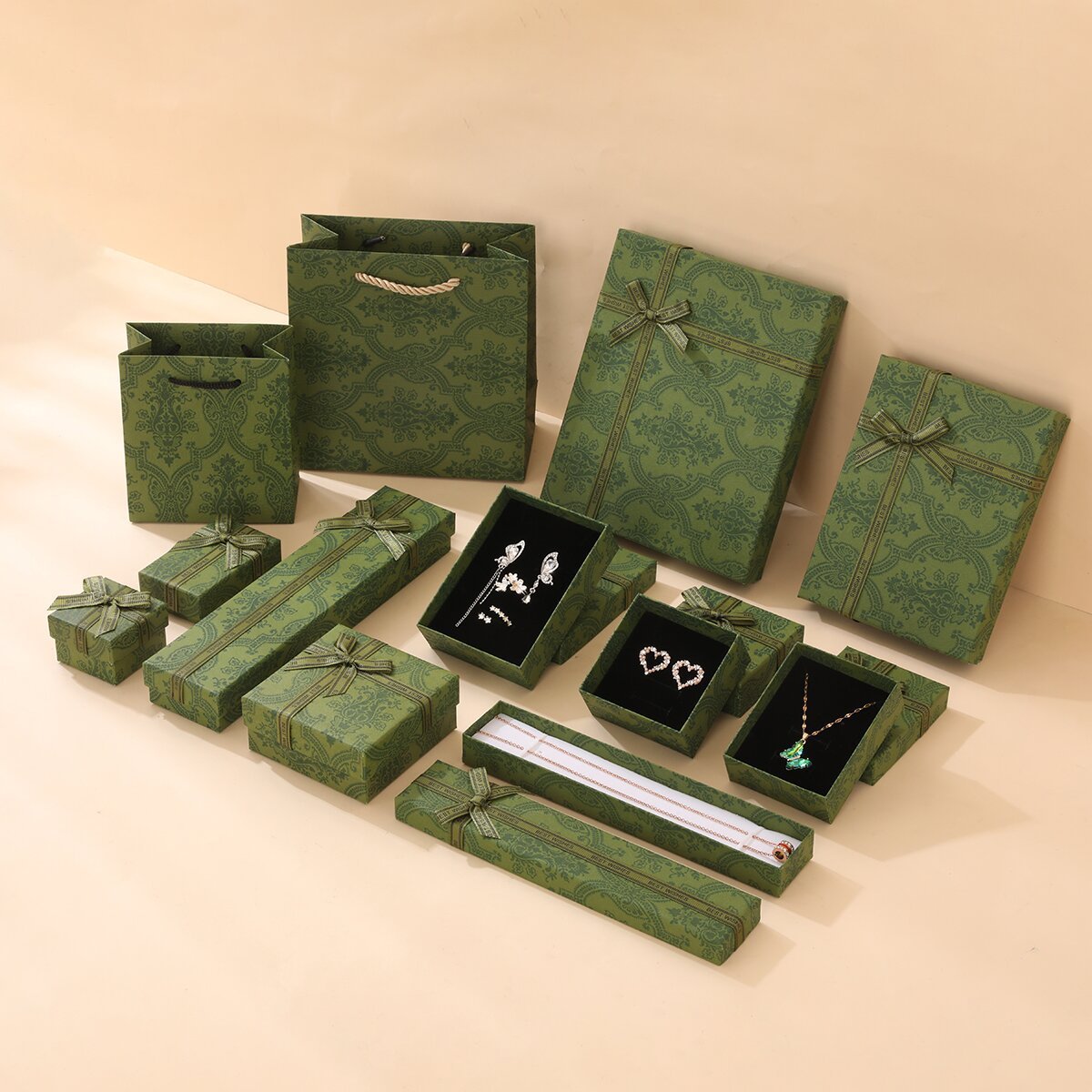 Gift box - Aruary Studio ｜ Artisanal Jewelry