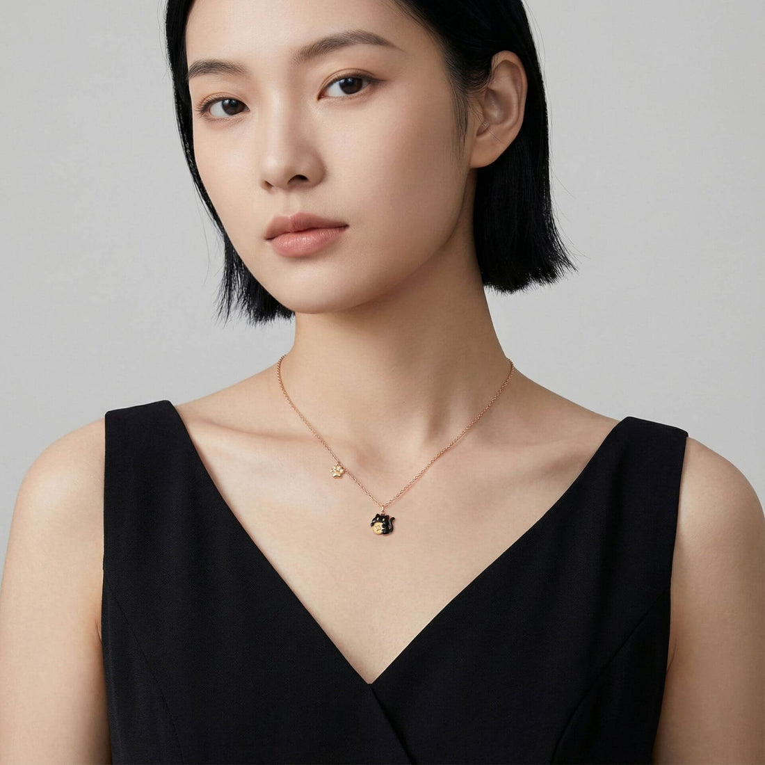 Lucky Black Cat & Paw Pendant Necklace - Rose Gold Minimalist Jewelry for Cat Lovers - Aruary Studio ｜ Artisanal Jewelry