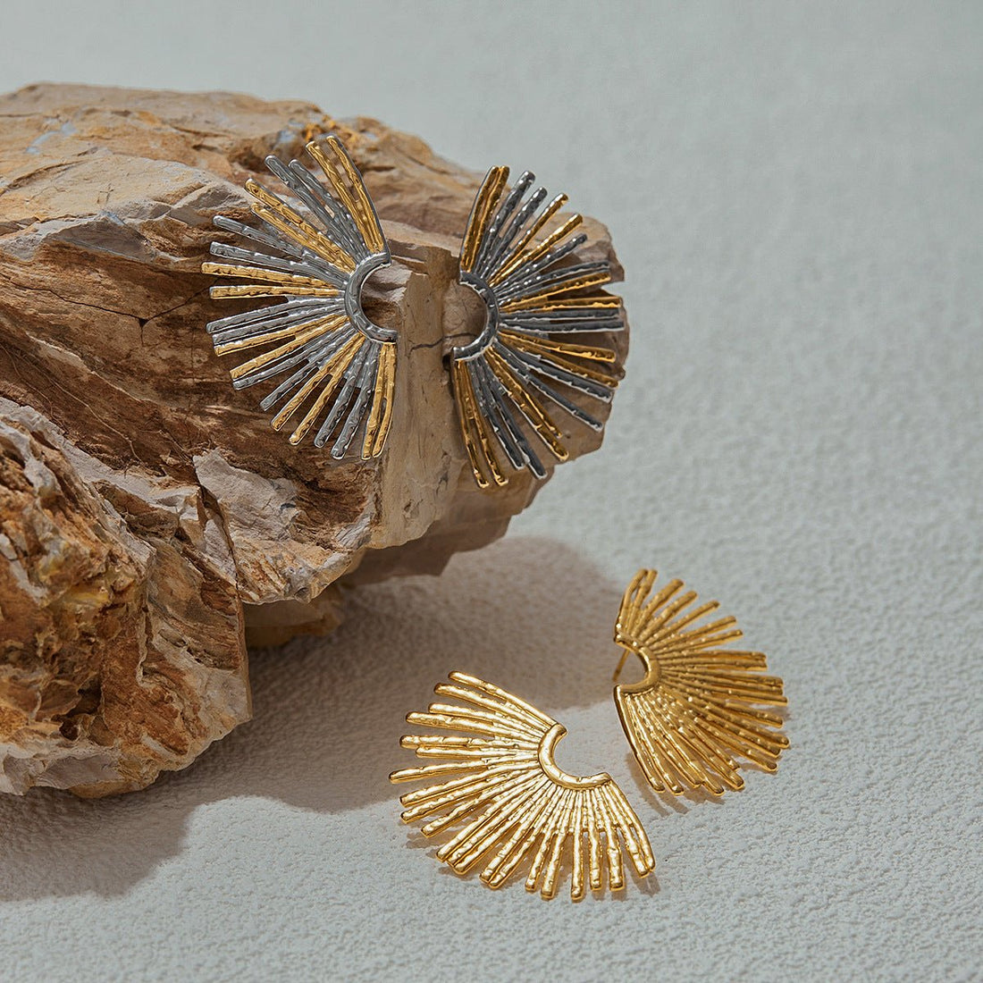 Luxury Minimalist Clover Leaf Bracelet - 925 Sterling Silver with Malachite - Adjustable 19cm - Aruary Studio ｜ Artisanal Jewelry