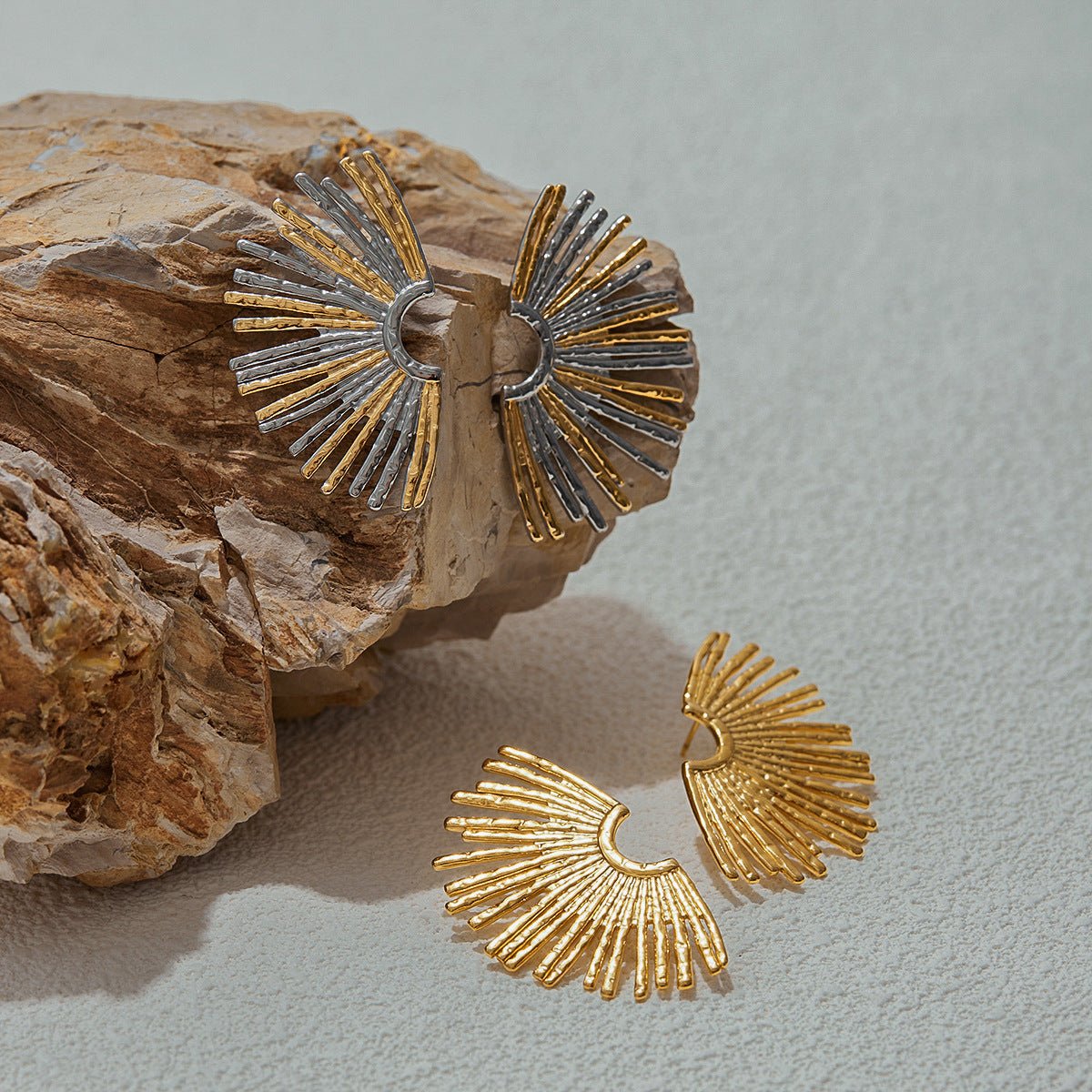 Luxury Minimalist Clover Leaf Bracelet - 925 Sterling Silver with Malachite - Adjustable 19cm - Aruary Studio ｜ Artisanal Jewelry