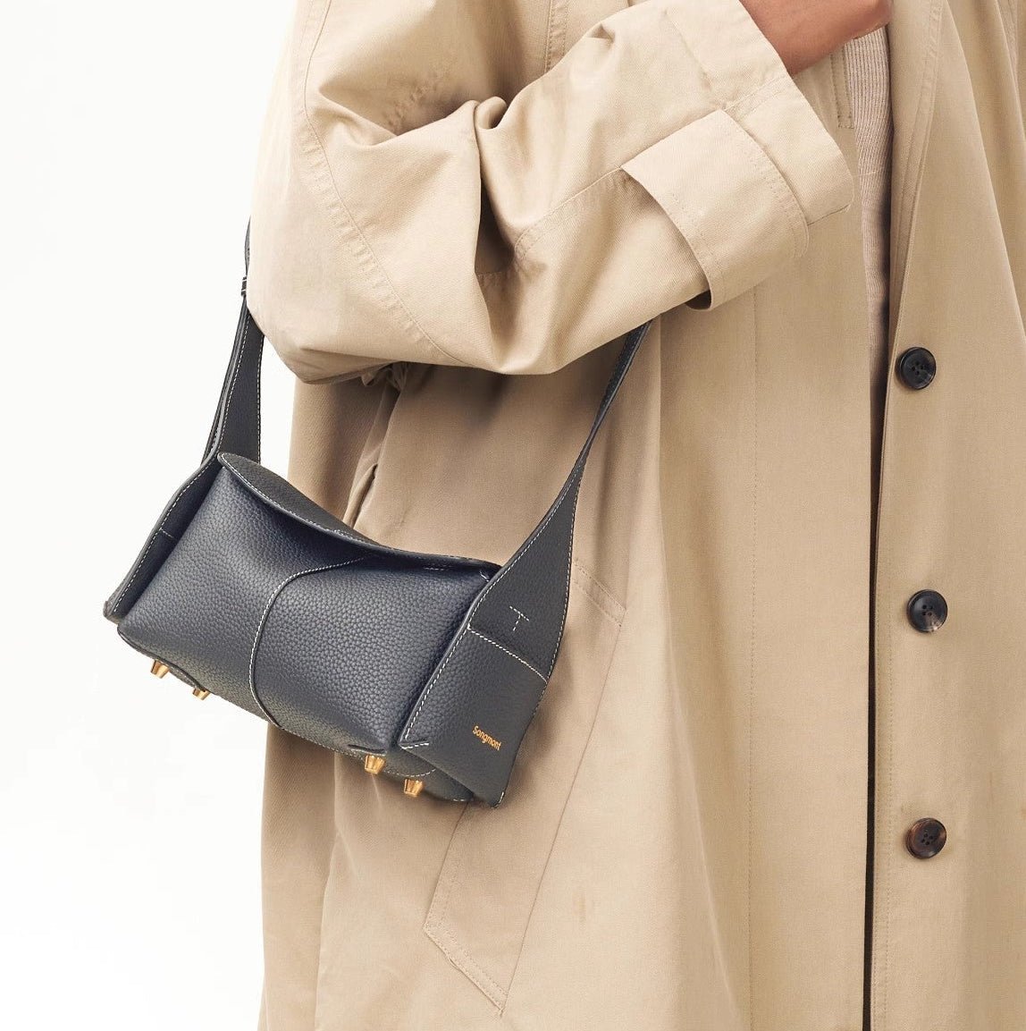 Mini Eaves - Shaped Crossbody Bag | Full - Grain Cowhide Leather & Lambskin Lining - Aruary Studio ｜ Artisanal Jewelry