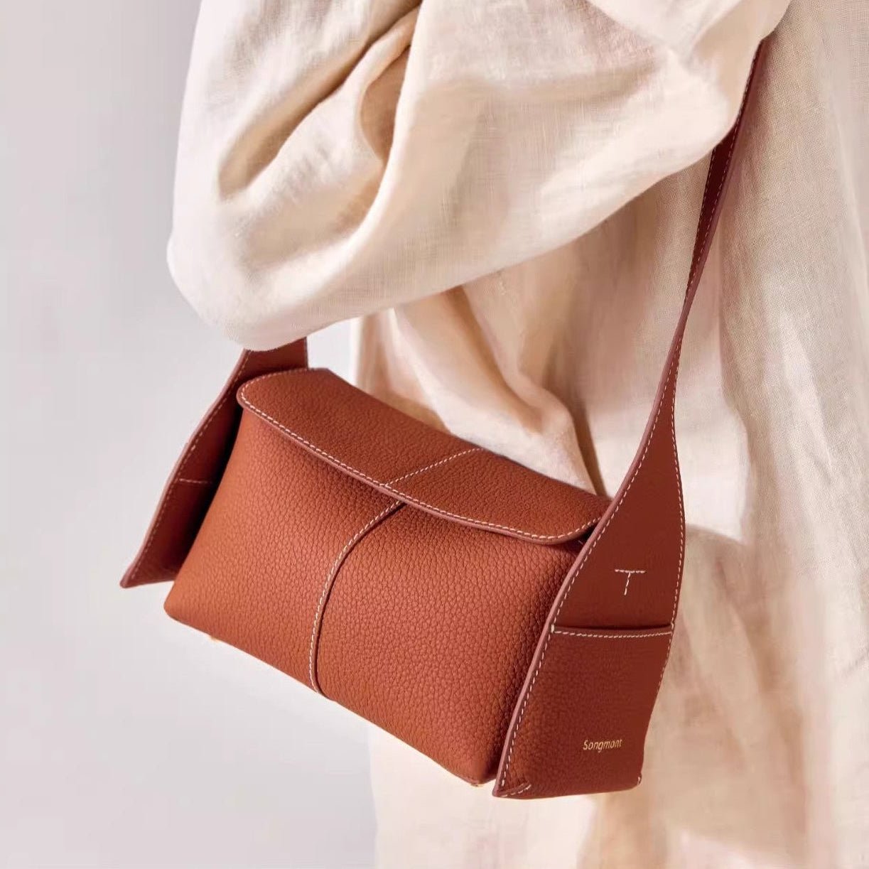 Mini Eaves - Shaped Crossbody Bag | Full - Grain Cowhide Leather & Lambskin Lining - Aruary Studio ｜ Artisanal Jewelry